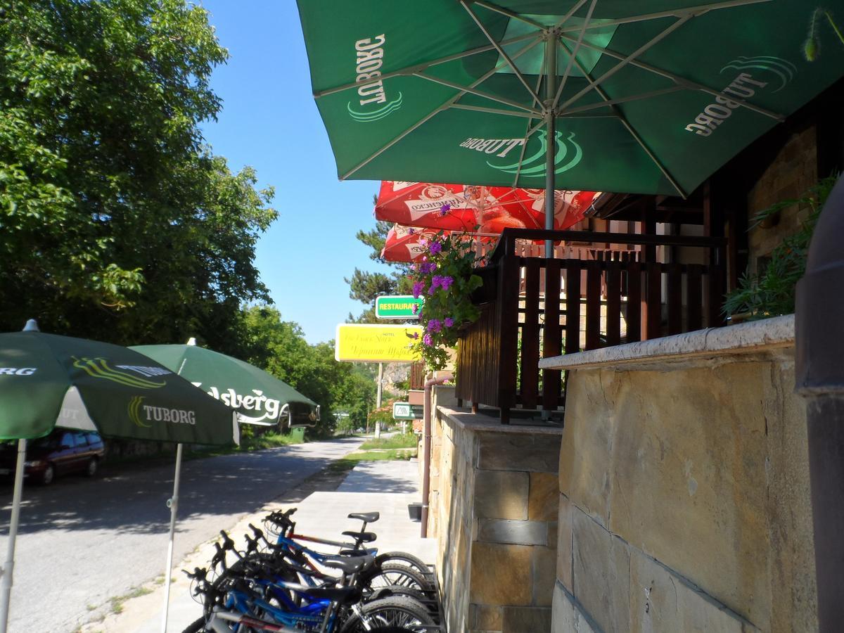 Hotel Black Stork Nisovo Luaran gambar