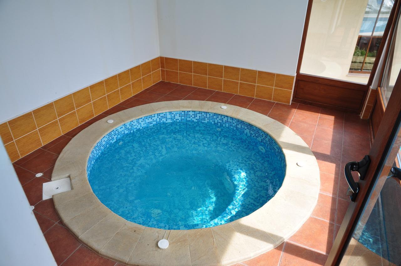 Hotel Black Stork Nisovo Luaran gambar