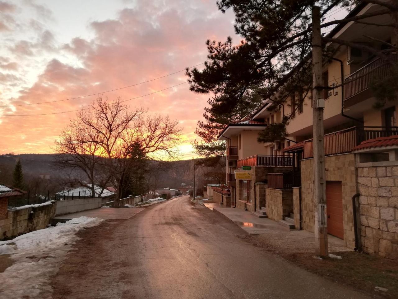 Hotel Black Stork Nisovo Luaran gambar